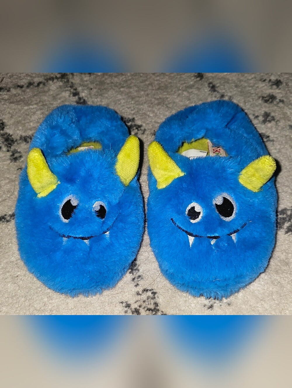 Blue Fuzzy Monster Slippers with Yellow Horns Size 9/10